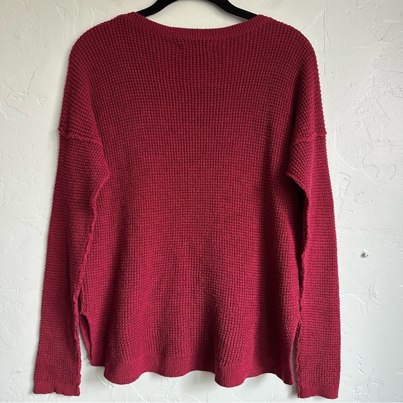 Hollister Women‎ Burgundy Knit Icon Logo Sweater Medium EUC Coastal Fall Holiday - Picture 4 of 6